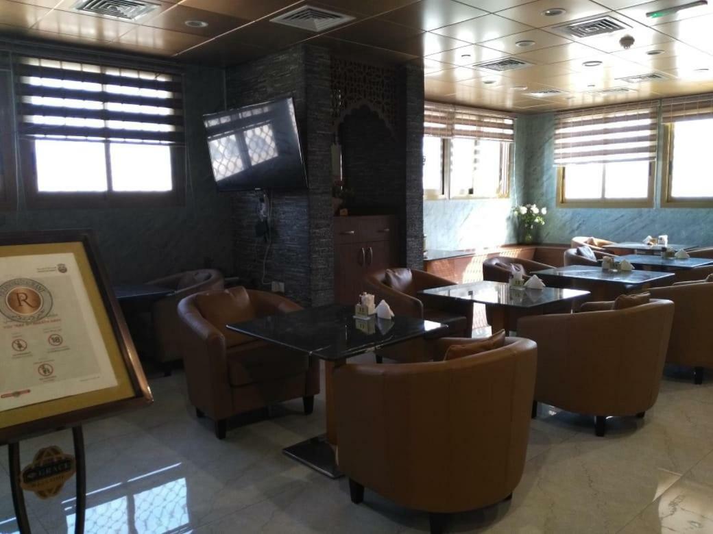 Flamingo Hotel Apartment Abu Dhabi Exterior photo